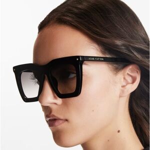 🛍️ Louis Vuitton La Grande Bellezza Sunglasses
